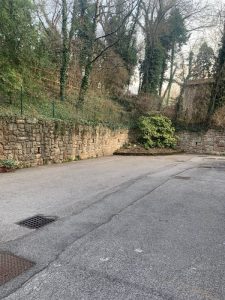 il piazzale est prima dell'intervento