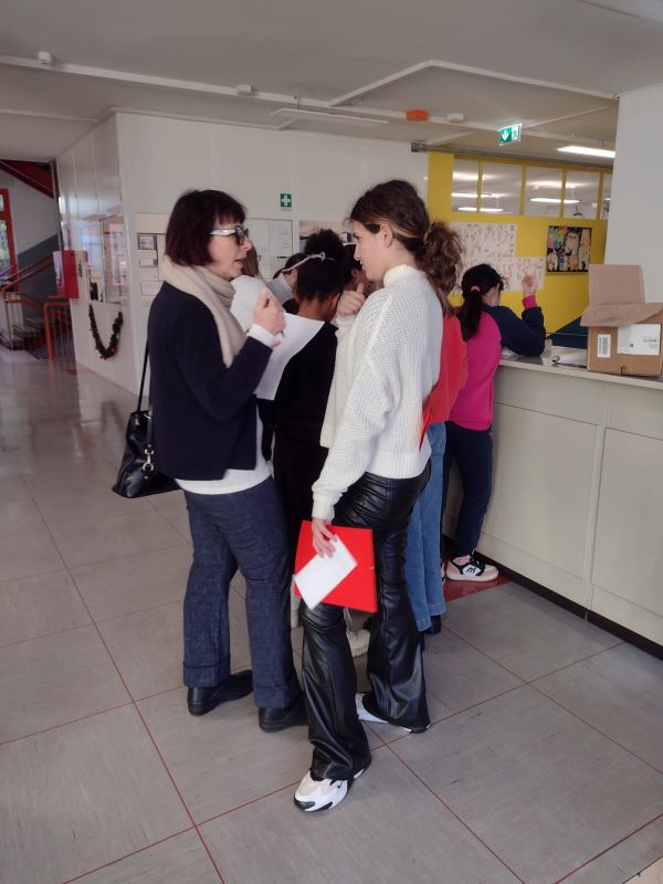 breve consulto con l'educatrice