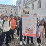 foto: studenti winkler con manifesto