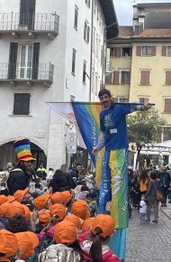 IN COLONNA PER LA PACE