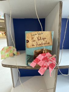 dettaglio libro in bacheca Le valigie di Auschwitz