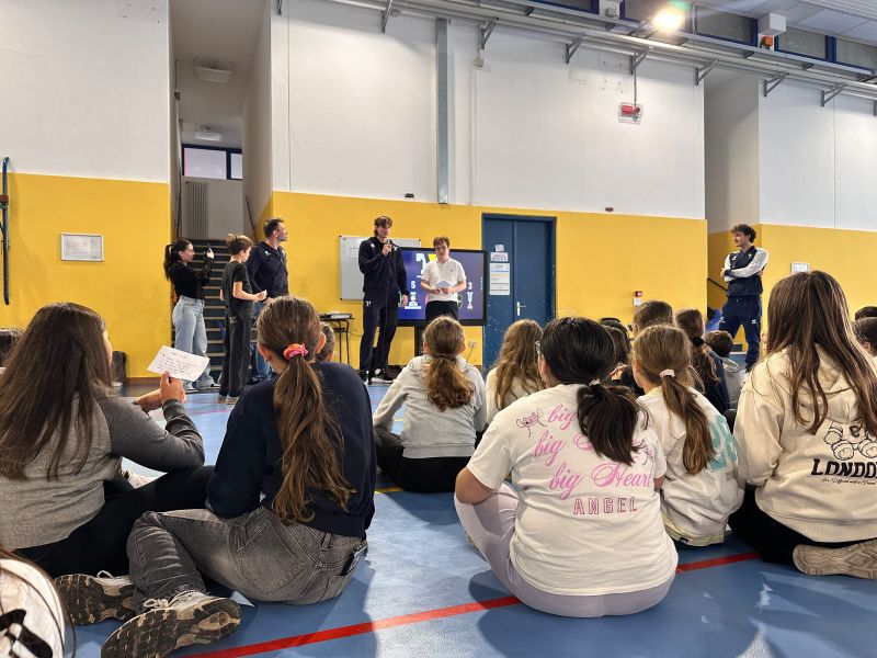 BIG SCHOOL OTT 26